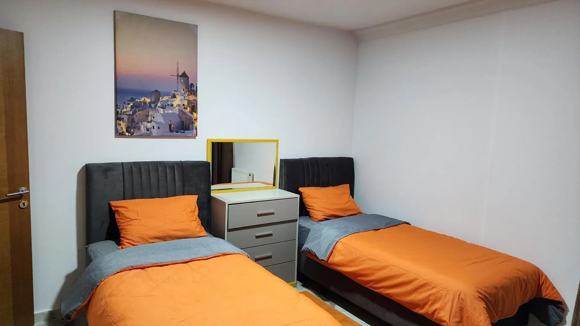 Apartment Taksim Square Residence, Two Bedrooms, Pool Sauna Gym Istanbul