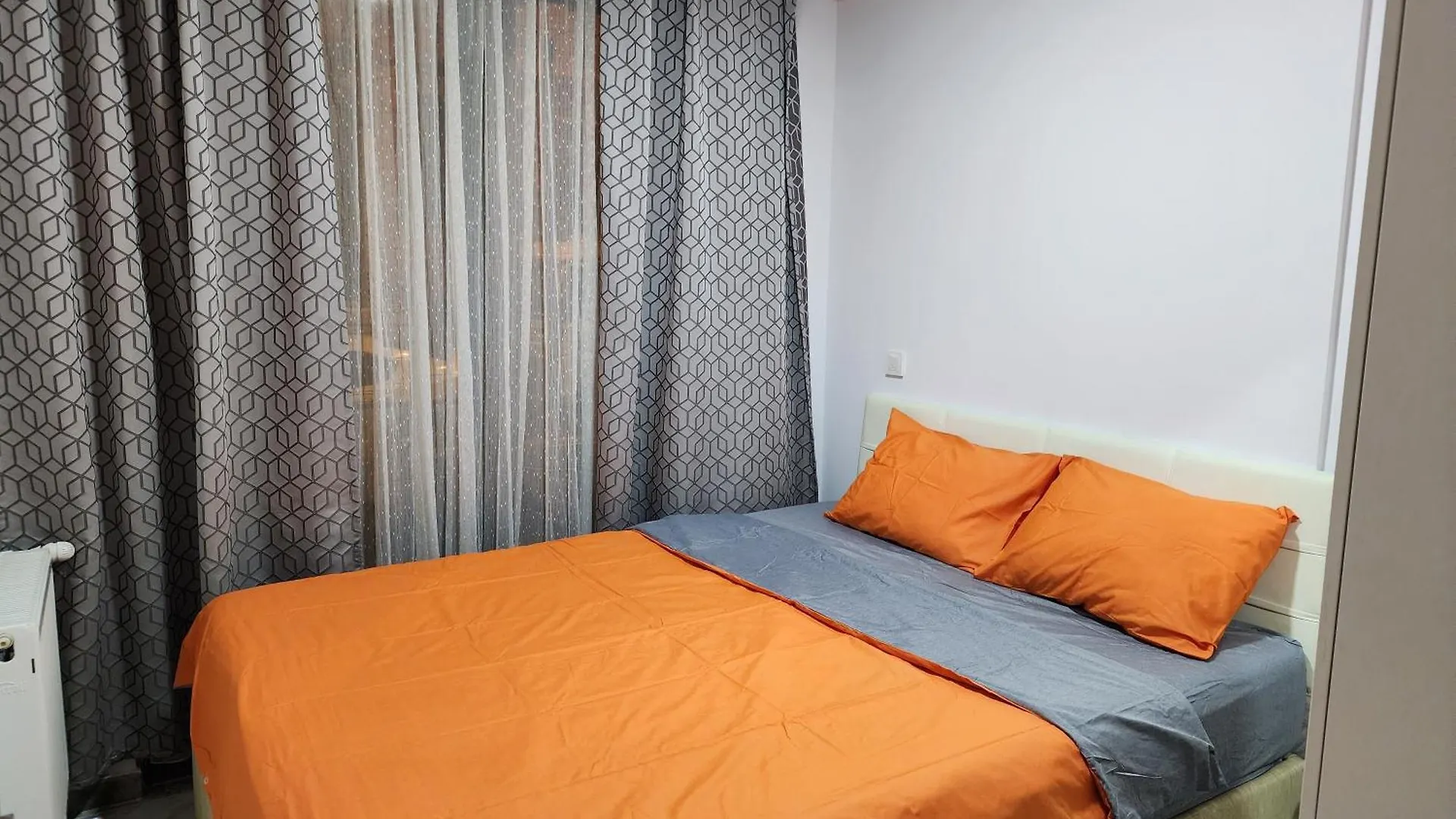 Apartment Taksim Square Residence, Two Bedrooms, Pool Sauna Gym Istanbul Turkey