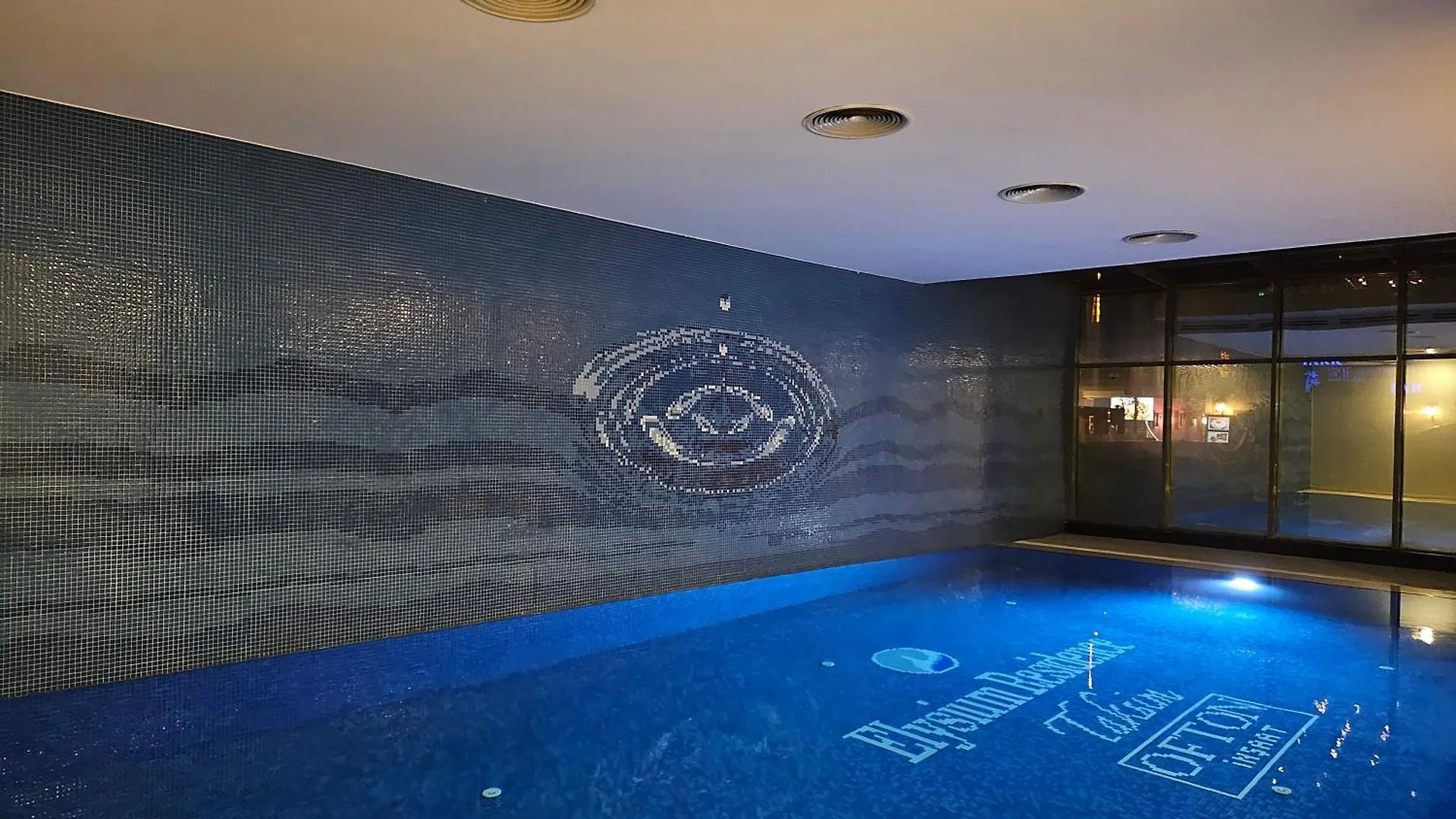 Apartment Taksim Square Residence, Two Bedrooms, Pool Sauna Gym Istanbul