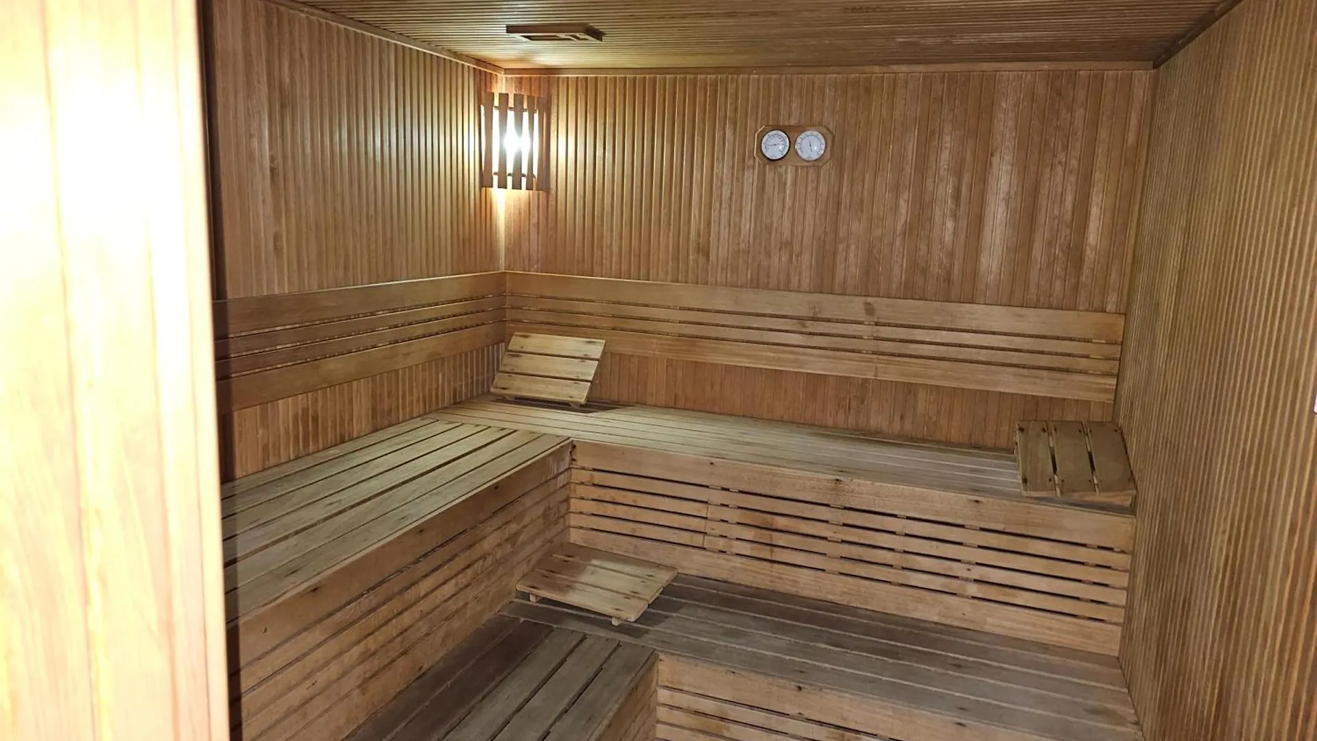 Apartment Taksim Square Residence, Two Bedrooms, Pool Sauna Gym Istanbul Turkey