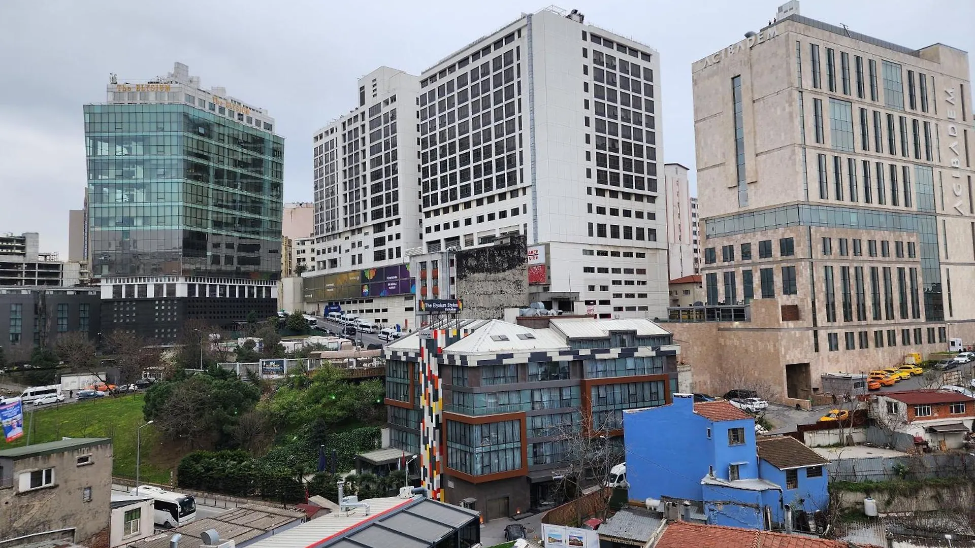 Taksim Square Residence, Two Bedrooms, Pool Sauna Gym Istanbul 0*,  Turkey